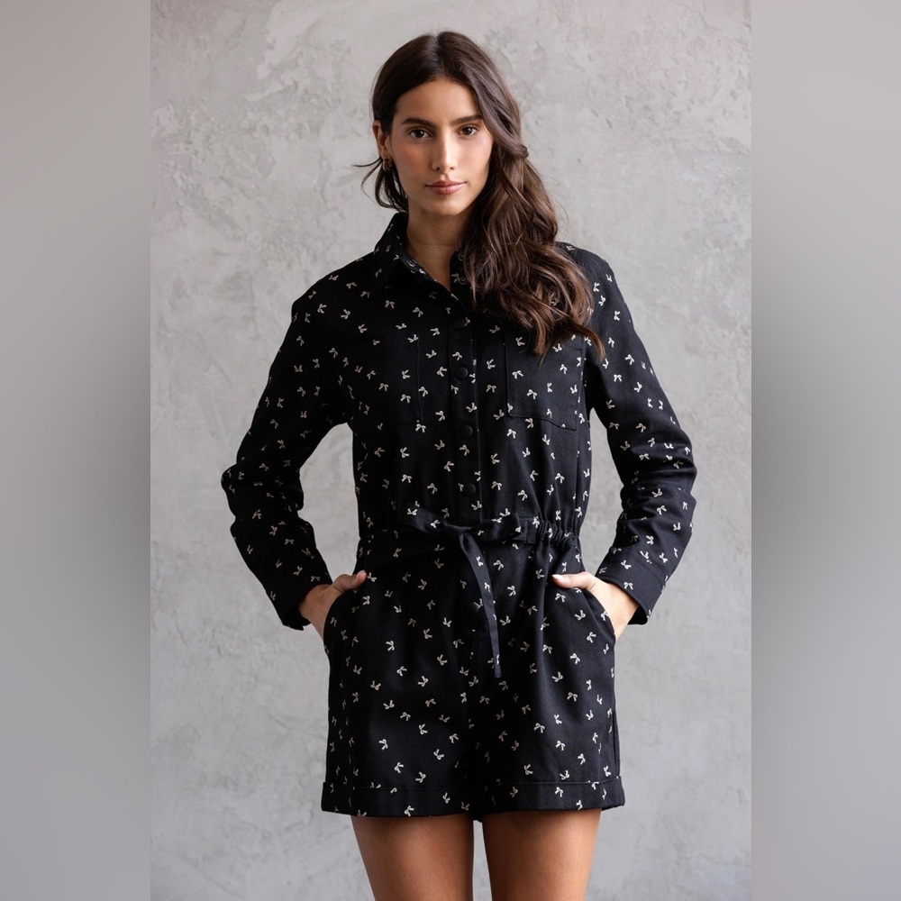 Storia Black White Bow Patterned Denim Romper - Picture 3 of 3